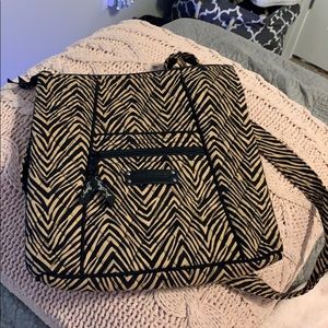 Like new Vera Bradley crossbody purse